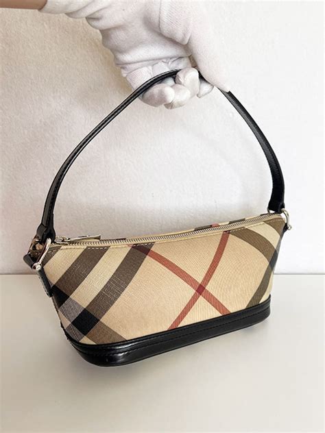 cnpansim1pan codice seriale burberry|Burberry Nova Check Mini Boat Pochette .